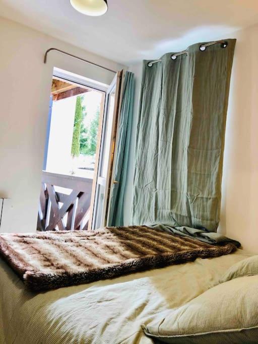 Appartement T4 8 Couchages Spacieux Et Cosy Au Pied Des Pistes Génos Eksteriør bilde